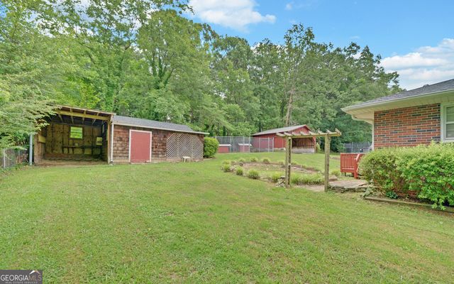 211 Hilltop Lane, Toccoa, GA 30577