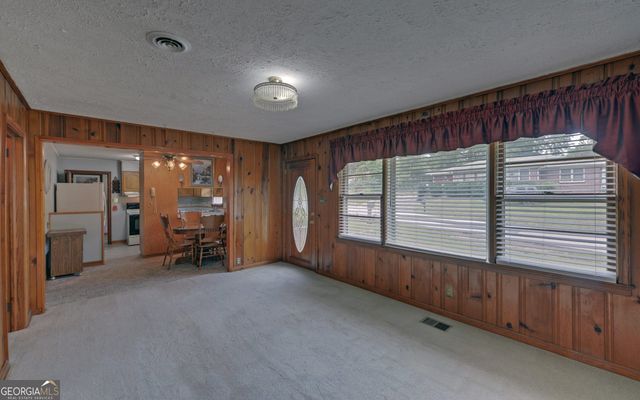 211 Hilltop Lane, Toccoa, GA 30577
