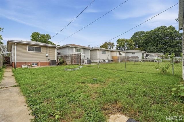 7614 Tennessee Avenue, St Louis, MO 63111
