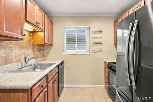 7614 Tennessee Avenue, St Louis, MO 63111