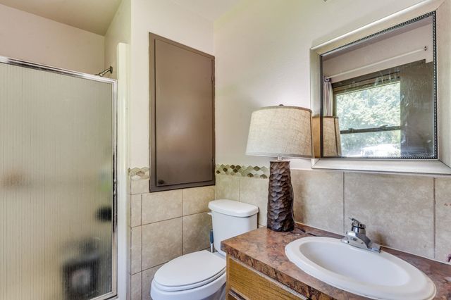 2926 S Edwards Ave, Wichita, KS 67217