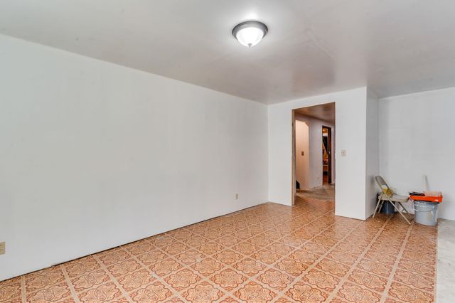 2926 S Edwards Ave, Wichita, KS 67217