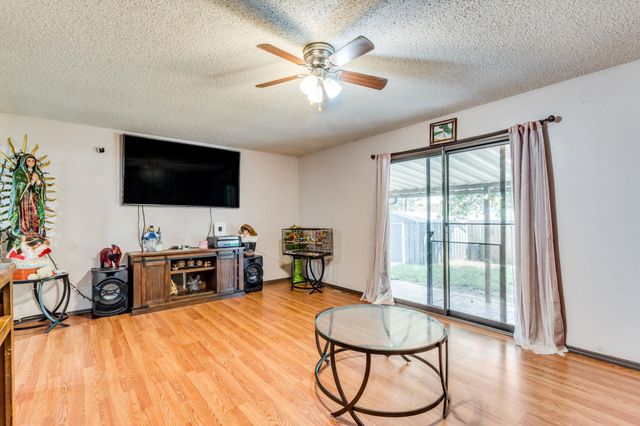 2926 S Edwards Ave, Wichita, KS 67217