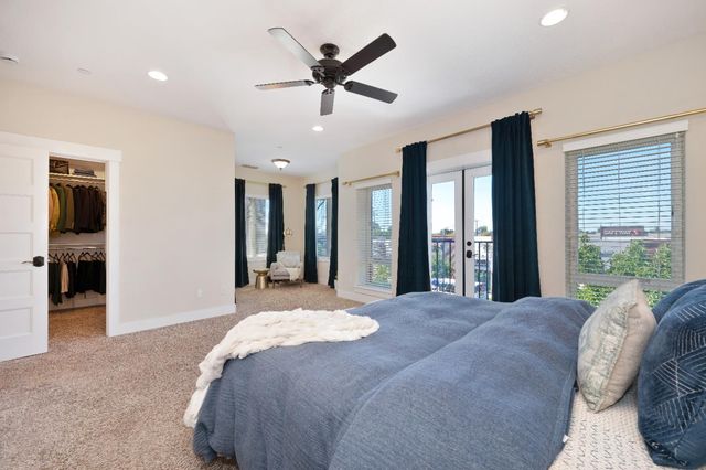 3685 Crocker Dr, Sacramento, CA 95818