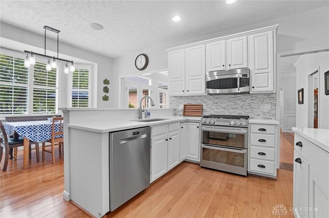 679 Greystone Drive, Beavercreek, OH 45434