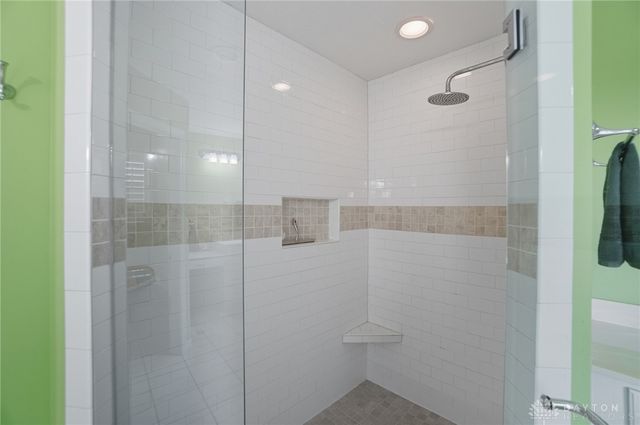 679 Greystone Drive, Beavercreek, OH 45434