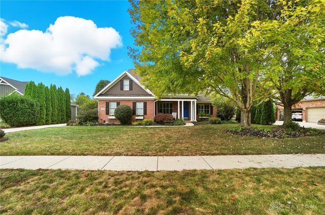 679 Greystone Drive, Beavercreek, OH 45434