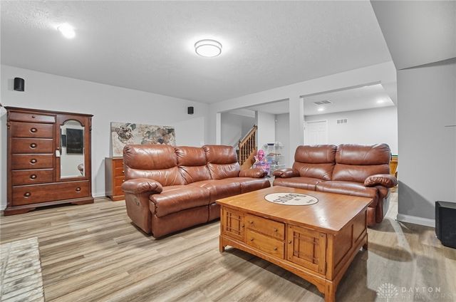 679 Greystone Drive, Beavercreek, OH 45434