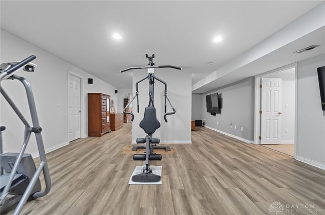 679 Greystone Drive, Beavercreek, OH 45434