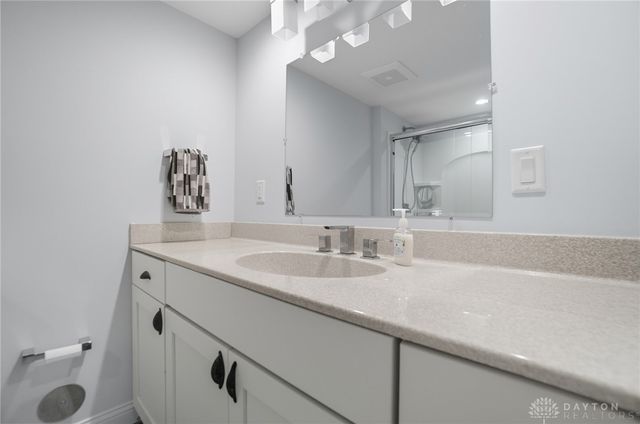 679 Greystone Drive, Beavercreek, OH 45434