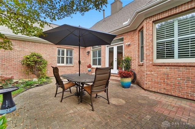 679 Greystone Drive, Beavercreek, OH 45434