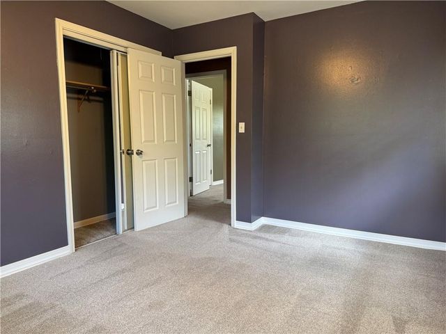 904 NE 60th Terrace, Kansas City, MO 64118