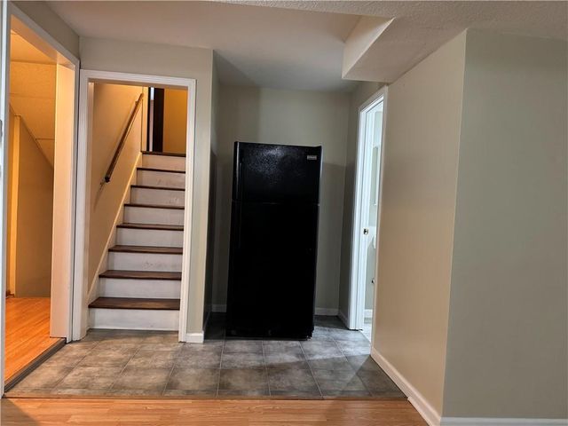 904 NE 60th Terrace, Kansas City, MO 64118