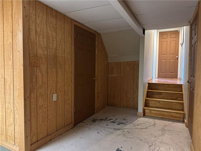 904 NE 60th Terrace, Kansas City, MO 64118