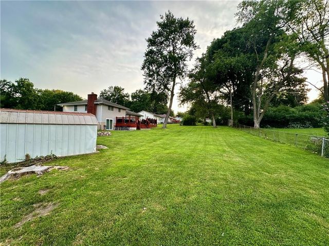 904 NE 60th Terrace, Kansas City, MO 64118
