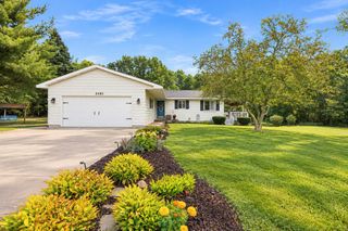 2481 S Greenville Road, Montcalm Twp, MI 48838