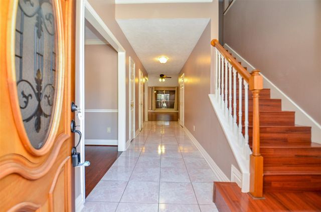 16318 Cobble Springs Court, Sugar Land, TX 77498