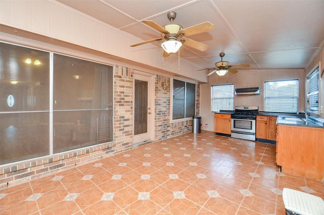 16318 Cobble Springs Court, Sugar Land, TX 77498