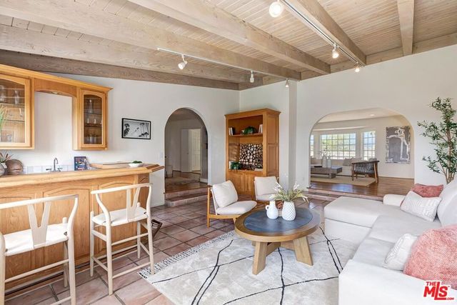 946 Franklin Street, Santa Monica, CA 90403