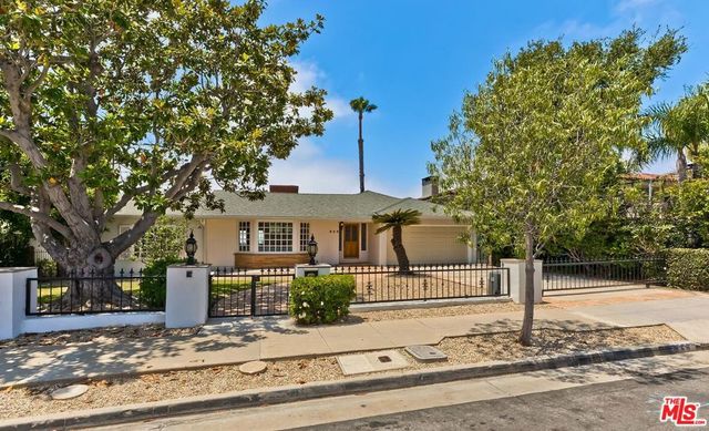 946 Franklin Street, Santa Monica, CA 90403