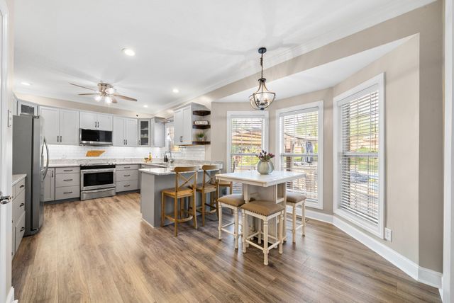 809 Brooke Valley Trce, Clarksville, TN 37043