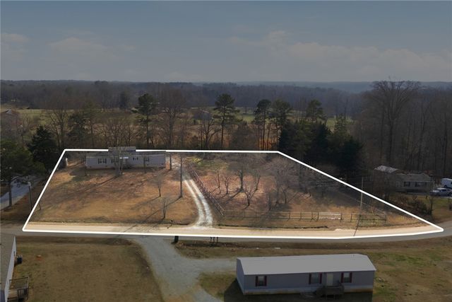 115 Blue Ridge Riding Club Road, West Union, SC 29696