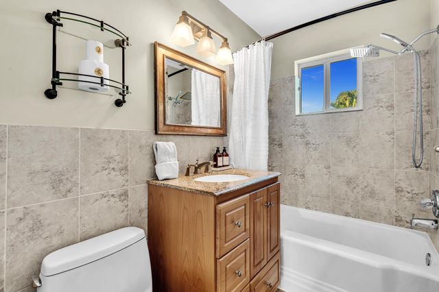 3450 NE 19th Avenue, Oakland Park, FL 33306