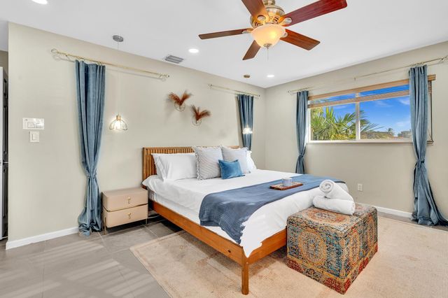 3450 NE 19th Avenue, Oakland Park, FL 33306