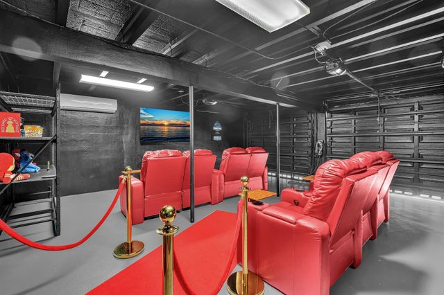 3450 NE 19th Avenue, Oakland Park, FL 33306