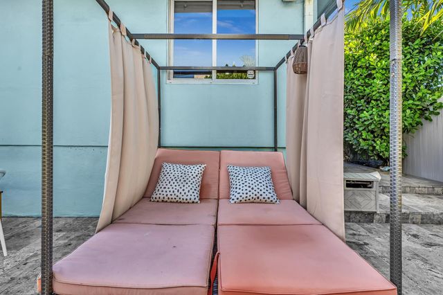 3450 NE 19th Avenue, Oakland Park, FL 33306