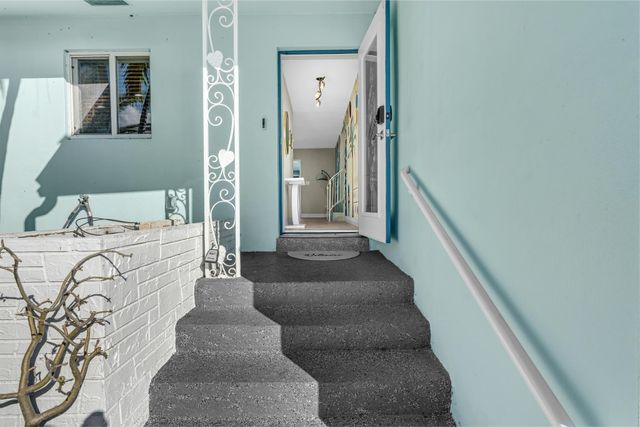 3450 NE 19th Avenue, Oakland Park, FL 33306