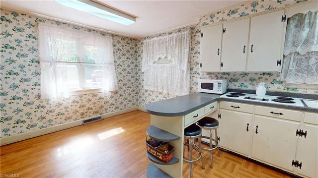 2155 Fancy Gap Road, Mount Airy, NC 27030