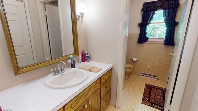 2155 Fancy Gap Road, Mount Airy, NC 27030