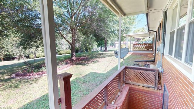 2155 Fancy Gap Road, Mount Airy, NC 27030