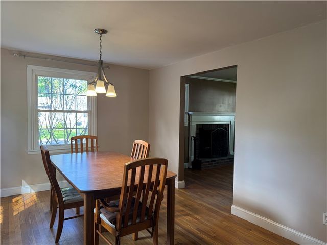 27 Monmouth Drive, East Providence, RI 02515