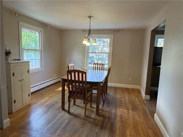 27 Monmouth Drive, East Providence, RI 02515