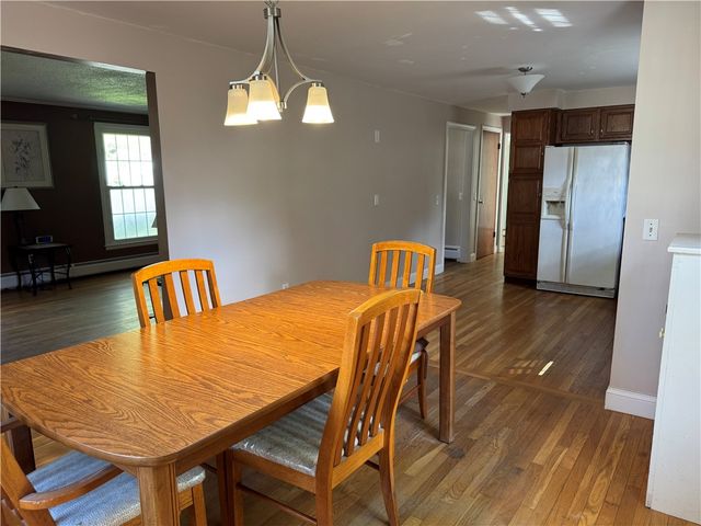 27 Monmouth Drive, East Providence, RI 02515