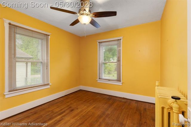 19302 Negaunee, Redford, MI 48240