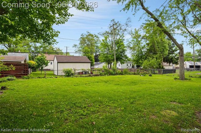 19302 Negaunee, Redford, MI 48240
