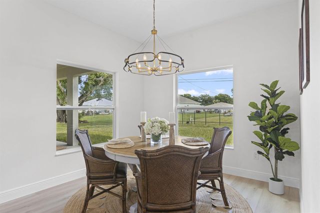 8536 96th Court, Vero Beach, FL 32967