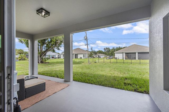 8536 96th Court, Vero Beach, FL 32967