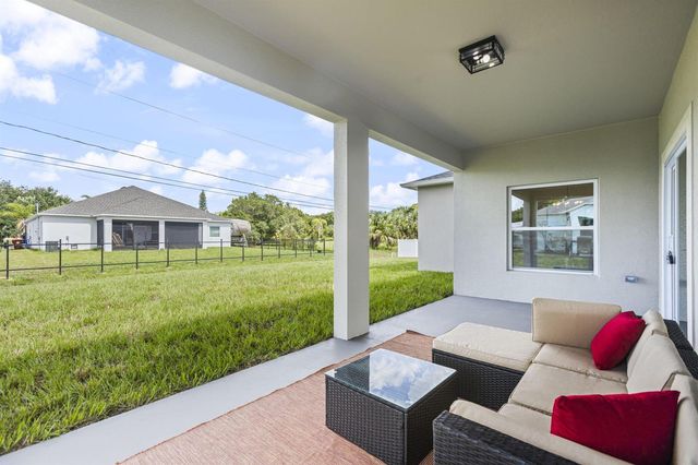 8536 96th Court, Vero Beach, FL 32967