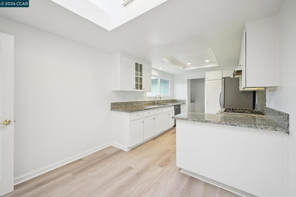 Image 12 of property listing at 2137 Presidio Ct, Danville, CA 94526