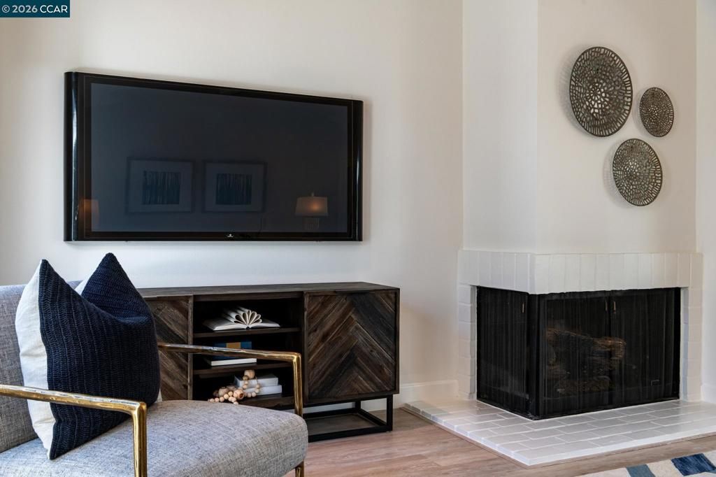 Image 28 of property listing at 2137 Presidio Ct, Danville, CA 94526