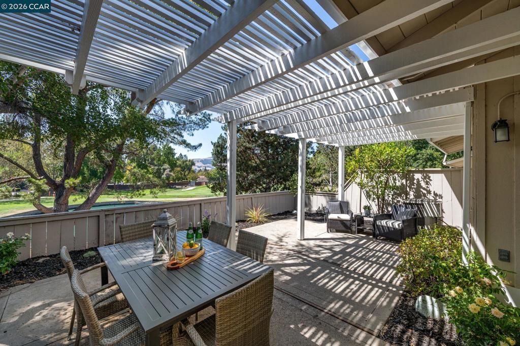 Image 48 of property listing at 2137 Presidio Ct, Danville, CA 94526