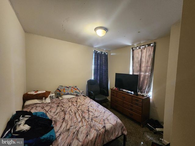 321 E 21ST ST, Baltimore, MD 21218