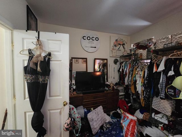 321 E 21ST ST, Baltimore, MD 21218