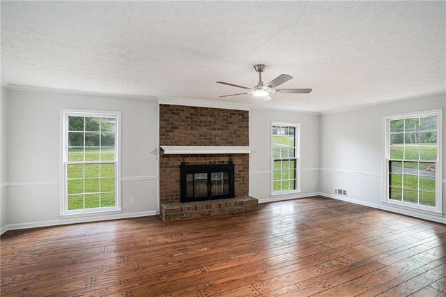 90 Country Roads Drive, Stockbridge, GA 30281