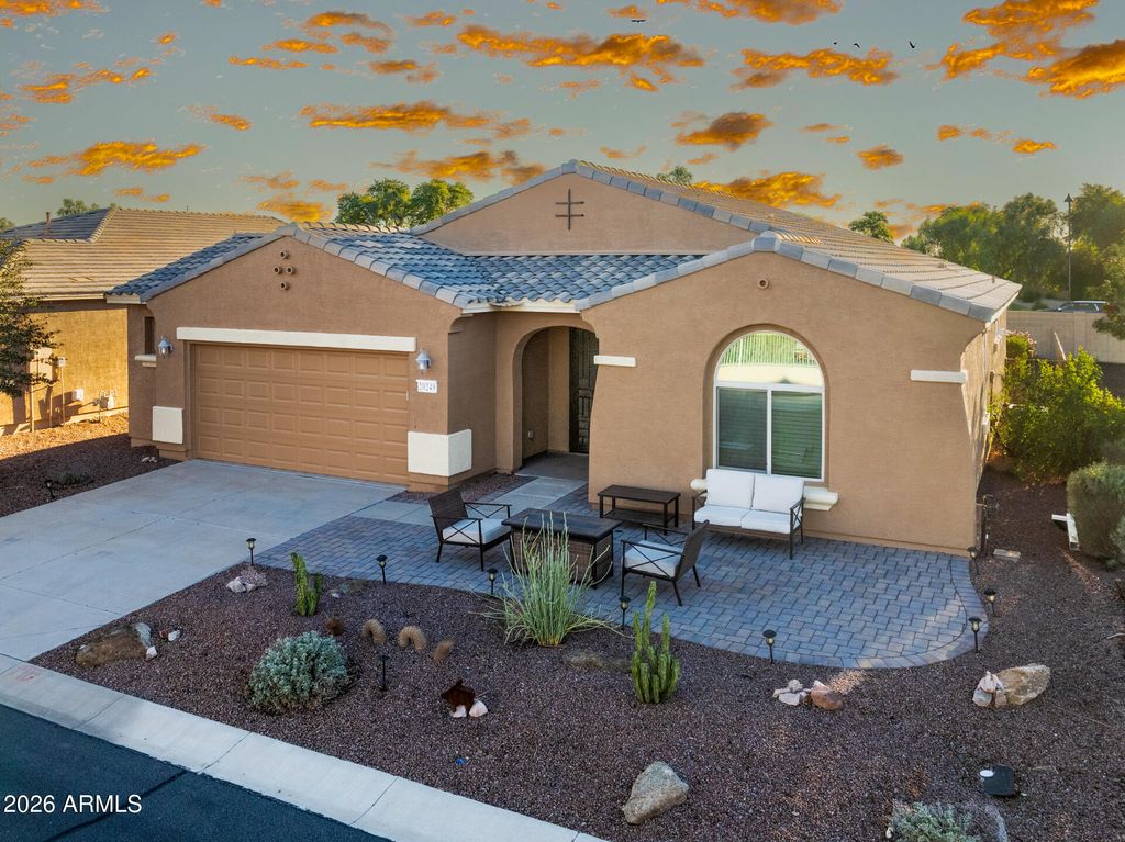 20249 N WINTER ESCAPE Court, Maricopa, AZ 85138 — photo 2