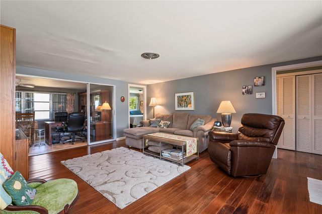 540 GROVE AVENUE NW, Port Charlotte, FL 33952